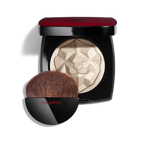 le signe du lion chanel makeup|Chanel Or Blanc Le Signe du Lion Illuminating Powder Review.